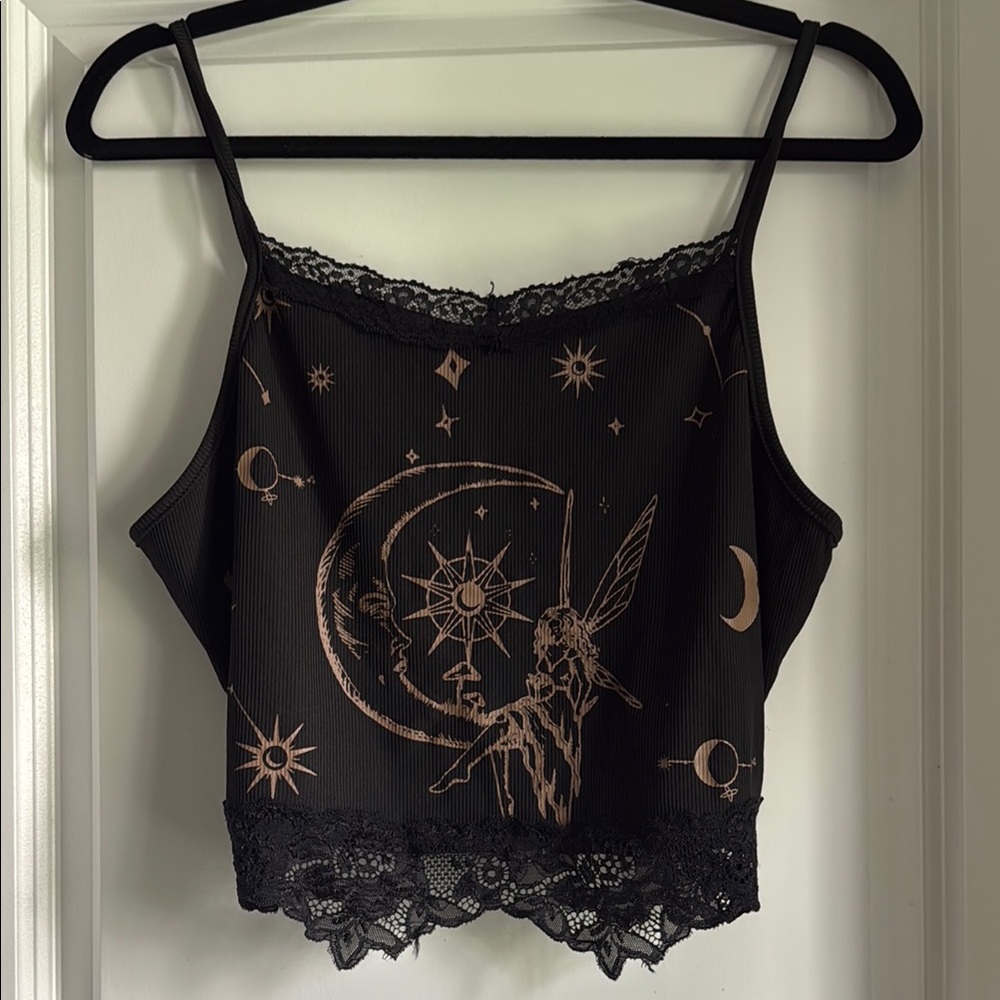 ROMWE Black Graphic Crop Camisole